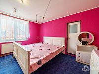 Zrekonstruovaný dvougenerační dům v Dolním Rychnově – 2× 3+1,  byt pro hosty 1+1, 2 garáže. - Foto 17