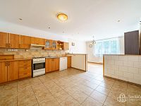 Zrekonstruovaný dvougenerační dům v Dolním Rychnově – 2× 3+1,  byt pro hosty 1+1, 2 garáže. - Foto 18