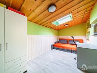 Zrekonstruovaný dvougenerační dům v Dolním Rychnově – 2× 3+1,  byt pro hosty 1+1, 2 garáže. - Foto 25