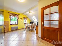 Prodej prostorného půdního bytu v Tašovicích - Foto 13