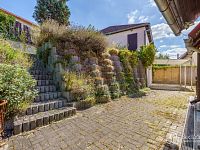 Rodinný dům 4+1 s garážemi  v Sokolově, ul. Slovenská - Foto 5