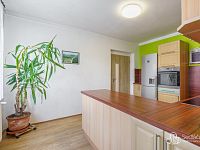 Rodinný dům 4+1 s garážemi  v Sokolově, ul. Slovenská - Foto 14