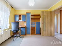 Rodinný dům 4+1 s garážemi  v Sokolově, ul. Slovenská - Foto 18