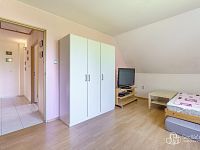 Rodinný dům 4+1 s garážemi  v Sokolově, ul. Slovenská - Foto 21