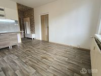 Pronájem 1+1 Jelínkova - Foto 2