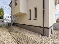 Dům se dvěma bytovými prostory, komerčně využitelným přízemím a užitným suterénem v Krajkové - Foto 26