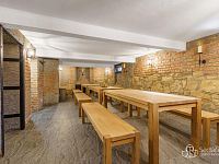 Dům se dvěma bytovými prostory, komerčně využitelným přízemím a užitným suterénem v Krajkové - suterén