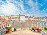 Prodej útulného mezonetu blízko centra Plzně s terasou.  - Foto 2