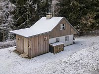 Chata uprostřed přírody - Foto 15