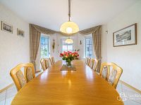 Rodinná vila s velkorysou dispozicí, garáží na tři auta  a pozemkem 4 069 m² – Loket - Foto 8