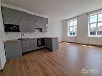 Elegantní 2+kk v centru – ideální pro náročnější nájemce - Foto 4