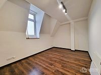 Pronájem moderní garsoniéry v centru města. - Foto 5