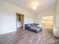 Byt 3+1  93m2 s dvěma balkony. - Foto 4