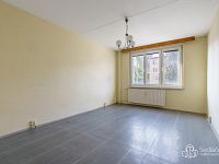 Byt 3+1 s balkonem, 82 m² – klidná poloha na okraji sídliště, Sokolov - Foto 13