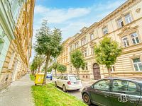 Jedinečný půdní byt 105 m² s terasou v blízkosti centra Plzně - Foto 28