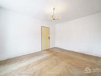 Prodej bytu 2+1 se zahradou v Sokolově - Foto 9