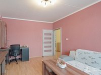 Byt 3+1 se zaskl. balkonem v Sokolově, ul. Seifertova - Foto 6