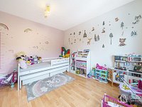 Byt 3+1 se zaskl. balkonem v Sokolově, ul. Seifertova - Foto 12