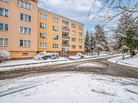 Byt 3+1 se zaskl. balkonem v Sokolově, ul. Seifertova - Foto 19