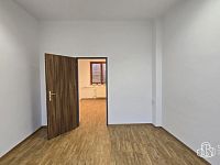 Komerční prostor k pronájmu v samém centru Sokolova! - Foto 4