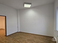 Komerční prostor k pronájmu v samém centru Sokolova! - Foto 6