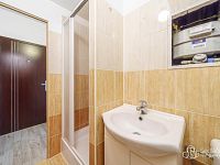 Prodej bytu 1+1 se zaskleným balkonem, 41 m² – Sokolov, ul. Švabinského - Foto 11