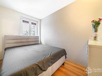 Byt 3+1 se zaskl. balkonem v Sokolově, ul. Seifertova - Foto 10