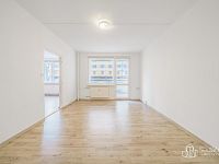 Prodej bytu 1+1 se zaskleným balkonem, 41 m² – Sokolov, ul. Švabinského - Foto 8