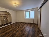 Klidné bydlení 1+1 Sokolov – zahrada, parkování - Foto 4