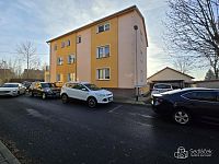 Klidné bydlení 1+1 Sokolov – zahrada, parkování - Foto 15