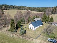 Dům na polosamotě u lesa – ideální pro rekreaci i investici - Foto 7