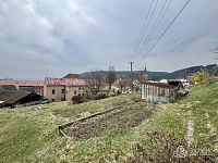 Rodinný dům k rekonstrukci se slunnou zahradou v Oloví - Foto 8