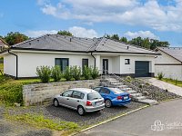 Prostorná novostavba 4+kk se zahradou v Šabině – moderní bydlení jen 5 minut od dálnice D6 - Foto 7