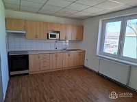 Pronájem bytu 3+1, 98 m², ul. Chebská, Sokolov - Foto 4