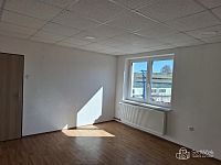 Pronájem bytu 3+1, 98 m², ul. Chebská, Sokolov - Foto 7