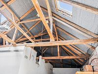 Rodinný dům ve stylu venkovské usedlosti | 9 287 m² pozemků, stodola a potenciál dalšího rozvoje - Foto 29
