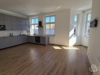 Nově k pronájmu prostorný byt 2+kk o výměře 57 m² v centru Sokolova - Foto 4