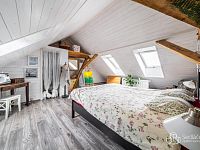 Krajní řadový rodinný dům se zahradou, garáží  – Březová u Sokolova - Foto 16