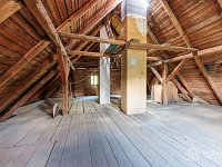 Rodinný dům se započatou rekonstrukcí a pozemkem 1 183 m², Lipová – Doubrava. - Foto 17