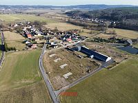 Soubor stavebních pozemků v obci Bechov - bechov_dron2.jpg