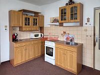 Prodej RD 3+1 s garáží a stodolou v obci Katusice - 14_rodinny_dum_katusice.jpg