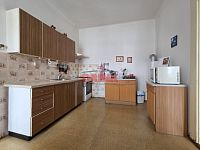 Prostorný byt 3+1 (89 m²) s jižní orientací a zahrádkou v centru Mladé Boleslavi – Laurinova ulice - 4.jpg