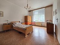 Prostorný byt 3+1 (89 m²) s jižní orientací a zahrádkou v centru Mladé Boleslavi – Laurinova ulice - 9.jpg