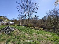 Stavební pozemek v Bělé pod Bezdězem - bela_pod_bezdezem_pozemek_na_prodej (5).jpg