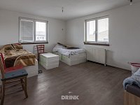 Halový objekt s přístavbou v obci Doksy - komercni_objekt_doksy_na_prodej (25).jpg
