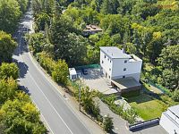 Prodej bytu 3+kk s terasou 90m2 a parkováním u domu, Praha Zbraslav - 26.jpg