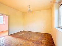 Prodej domu k rekonstrukci Buchlovice - _LN_6492-HDR.jpg