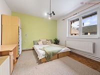 Prodej RD 5+2 v obci Kunovice s dvorkem a zahradou, okr. Uherské Hradiště - 05.jpg