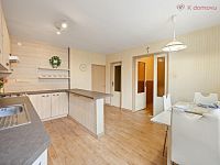 Prodej RD 5+2 v obci Kunovice s dvorkem a zahradou, okr. Uherské Hradiště - 08.jpg