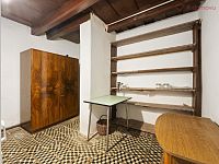 Prodej RD 5+2 v obci Kunovice s dvorkem a zahradou, okr. Uherské Hradiště - 10.jpg